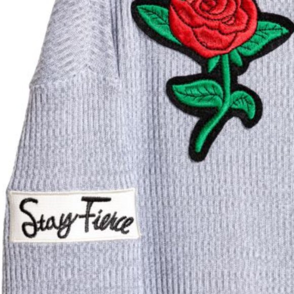 H&M Divided Women's Embroidered Gray Rib-Knit Pullover Sweatshirt Size Medium - Picture 5 of 15